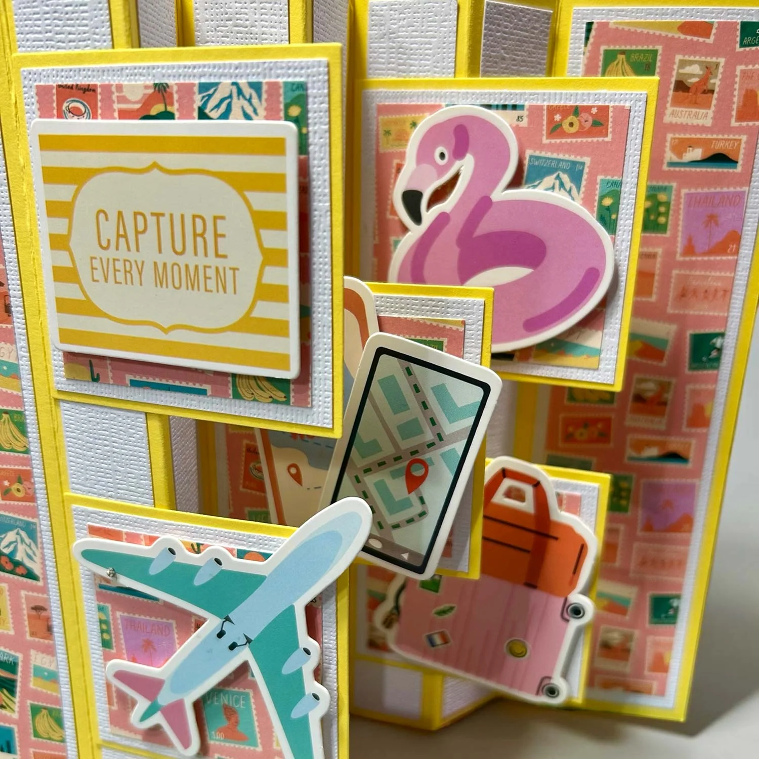Made to Surprise 8'' x 8'' Project Pack Making Memories | Circular Waterfold - Image 4