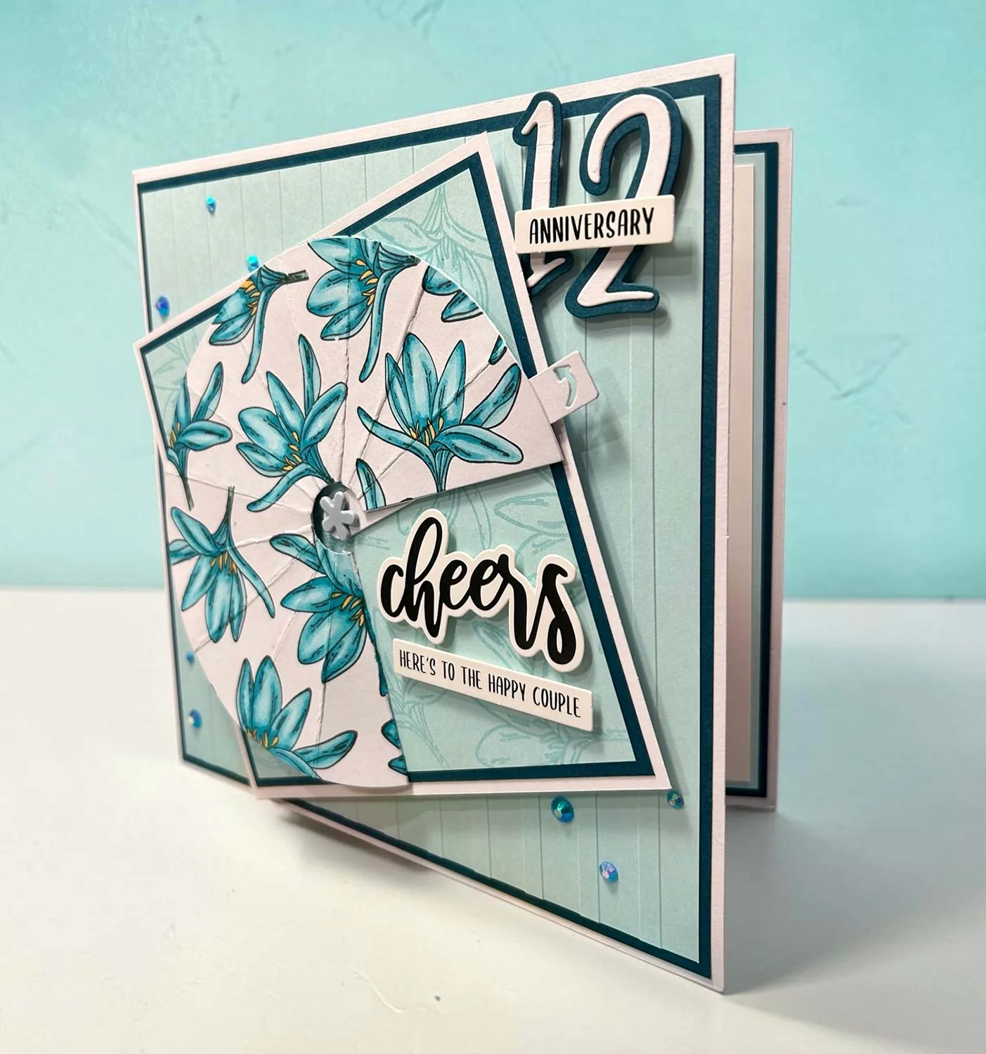 Made to Surprise 8'' x 8'' Project Pack Making Memories | Circular Waterfold - Image 5
