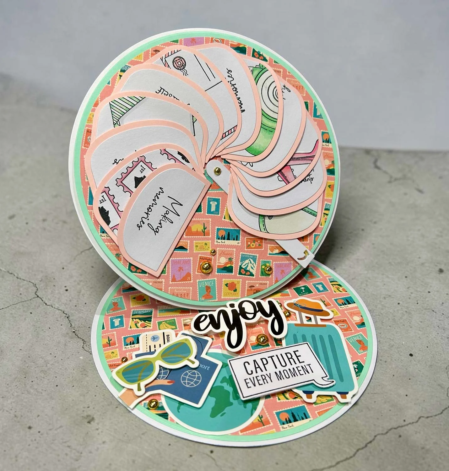 Made to Surprise Die Set 6'' x 6'' Circular Waterfold Mechanism | Circular Waterfold - Image 3
